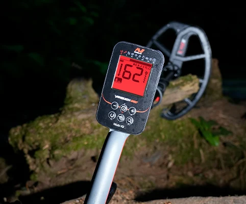 Tokat Minelab Vanquish 540 Pro Pack - Aydınlatmalı kullanım